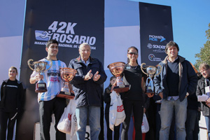 RIOS y PERALTA ganaron el maraton Internacional de la bandera 42K ROSARIO